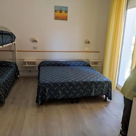 Hotel Sissi Rivazzurra Di Rimini Esterno foto