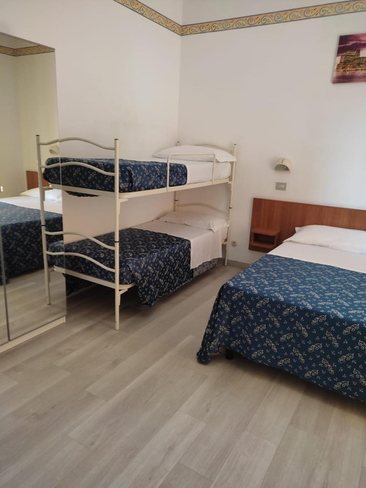 Hotel Sissi Rivazzurra Di Rimini Esterno foto