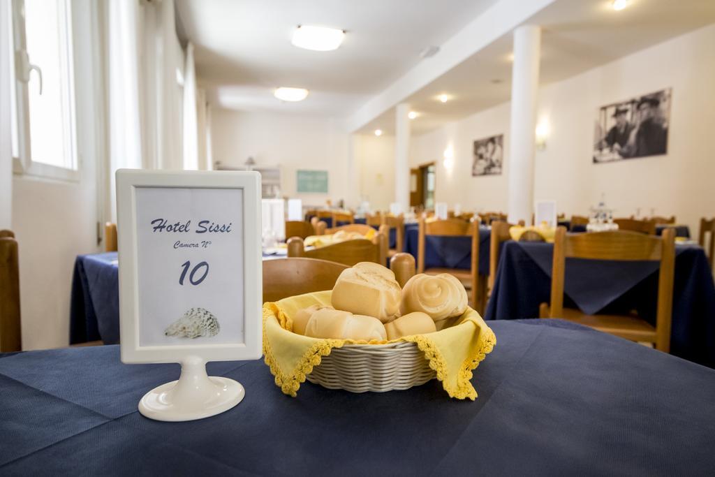 Hotel Sissi Rivazzurra Di Rimini Esterno foto